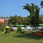 Neva Kiten (Burgas)
