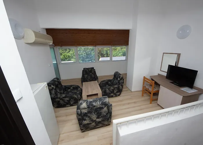 Hotel Neva Kiten (Burgas)