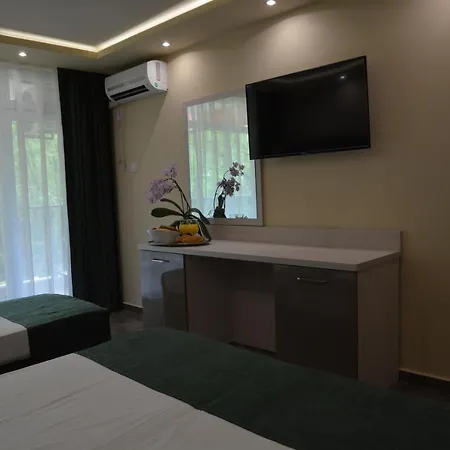 Hotel Neva Kiten (Burgas)