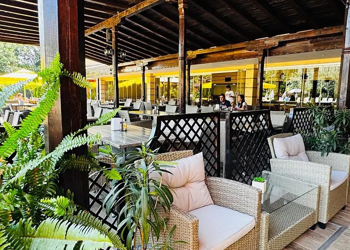 Neva Ξενοδοχείο 2*