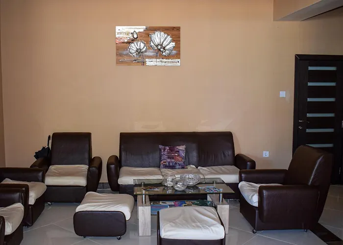 Neva Ξενοδοχείο