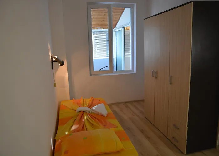 Ξενοδοχείο Neva Kiten (Burgas)